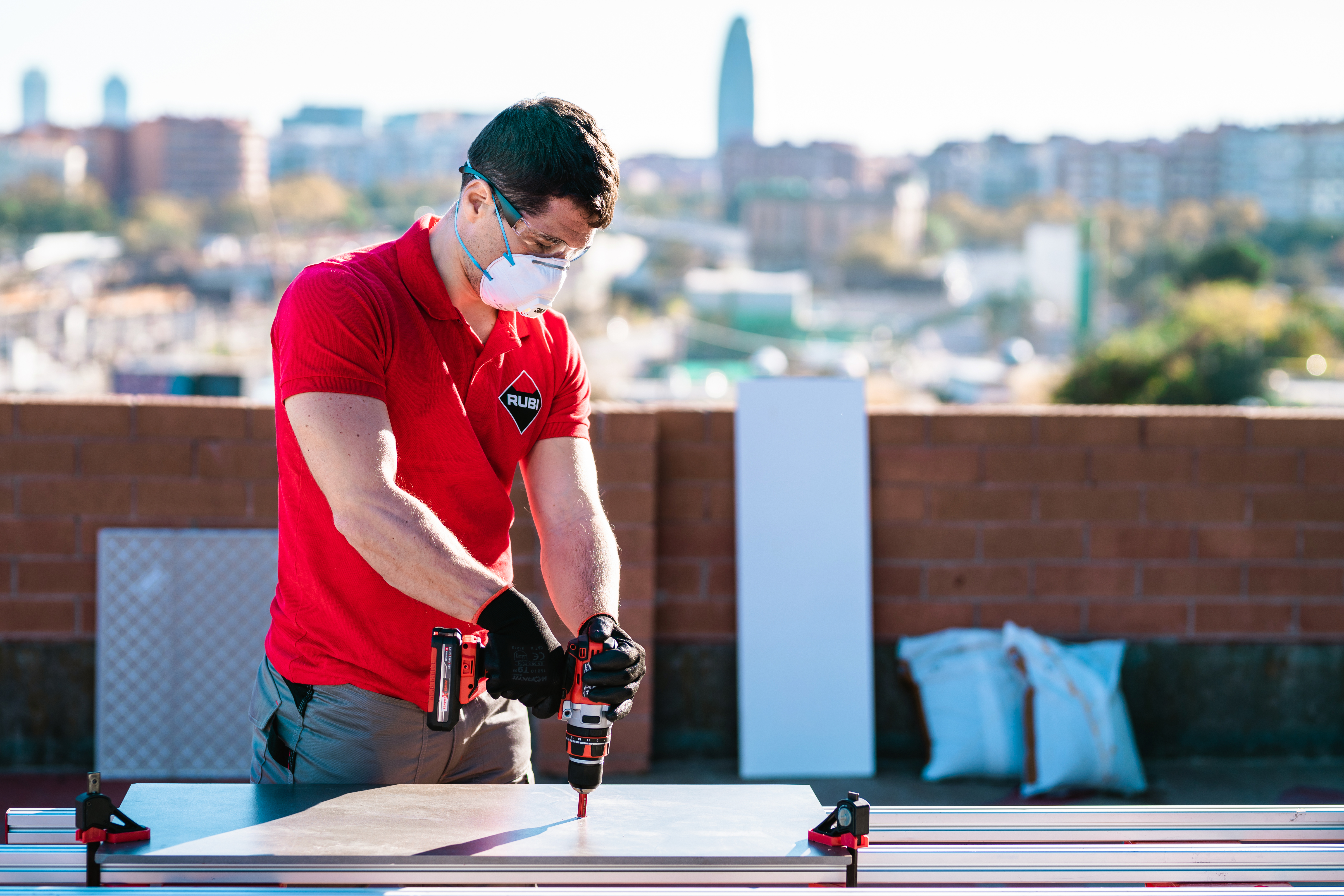 FB 27082021 + TW 04102021 FB 27082021 + TW 04102021